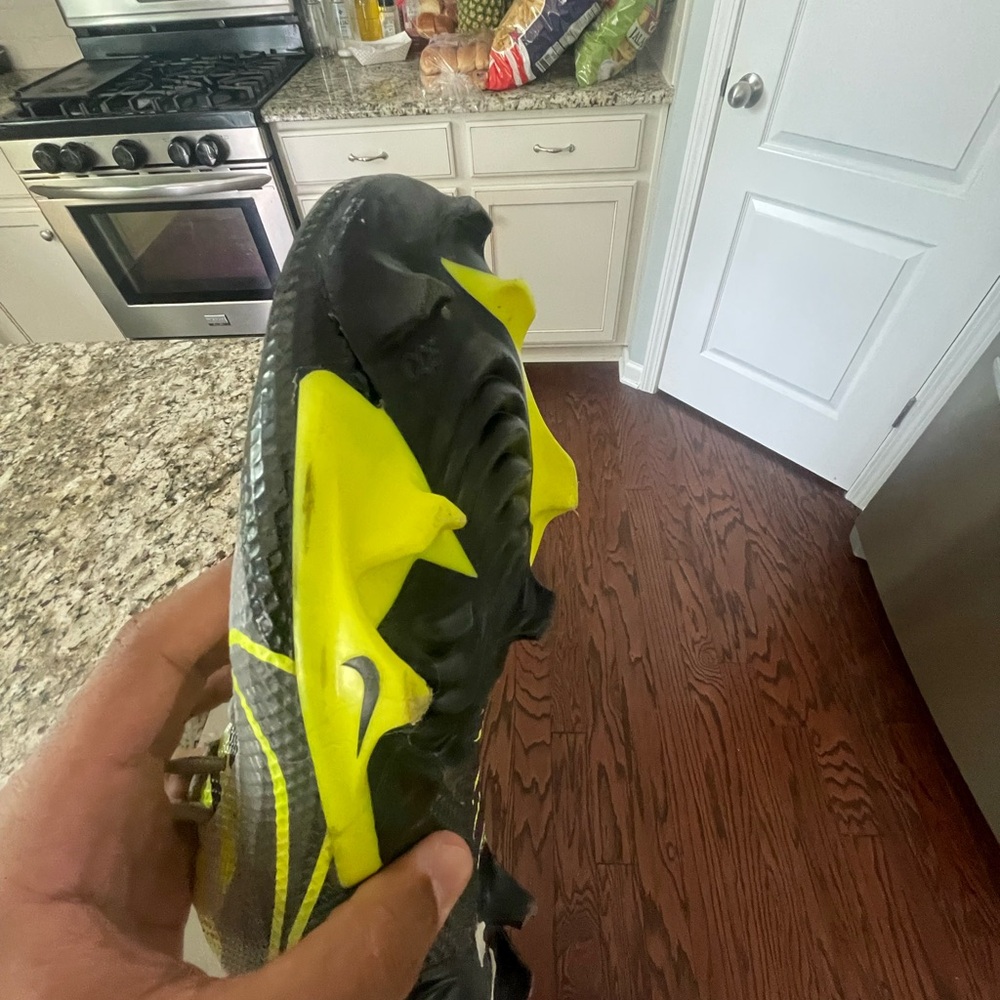 Nike mens Vapor Edge Speed 360 Cleat